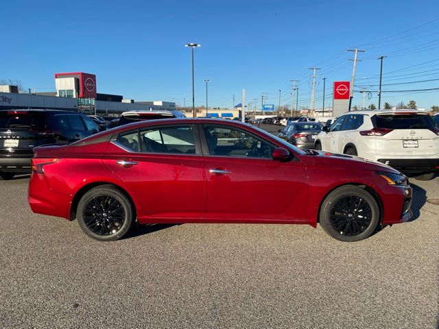 2025 Nissan Altima 2.5 SV photo 3
