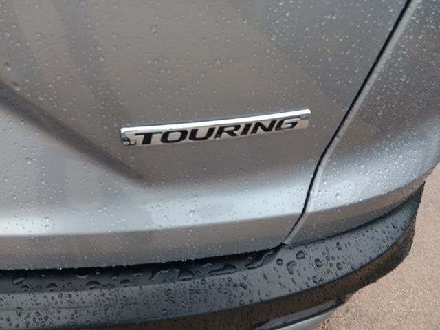 2019 Honda CR-V Touring photo 24