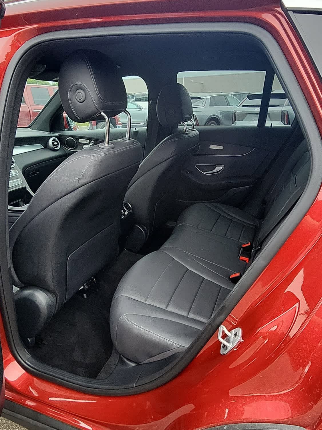 2022 Mercedes Benz GLC 300 4MATIC photo 6