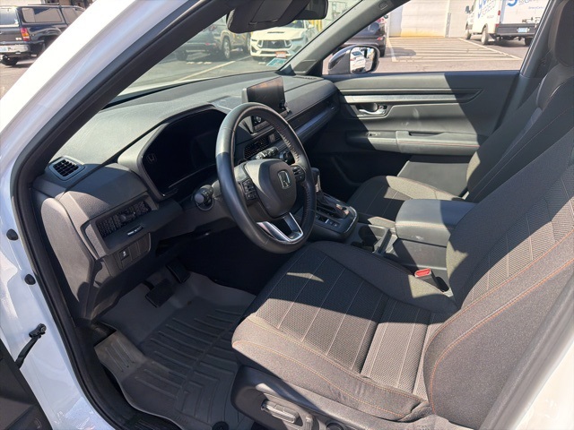 2023 Honda CR-V Sport photo 2