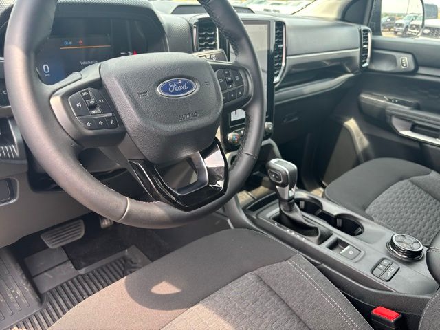2025 Ford Ranger XLT photo 13