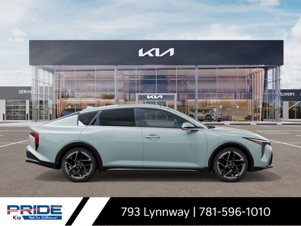 2025 Kia K4 GT-Line photo 5