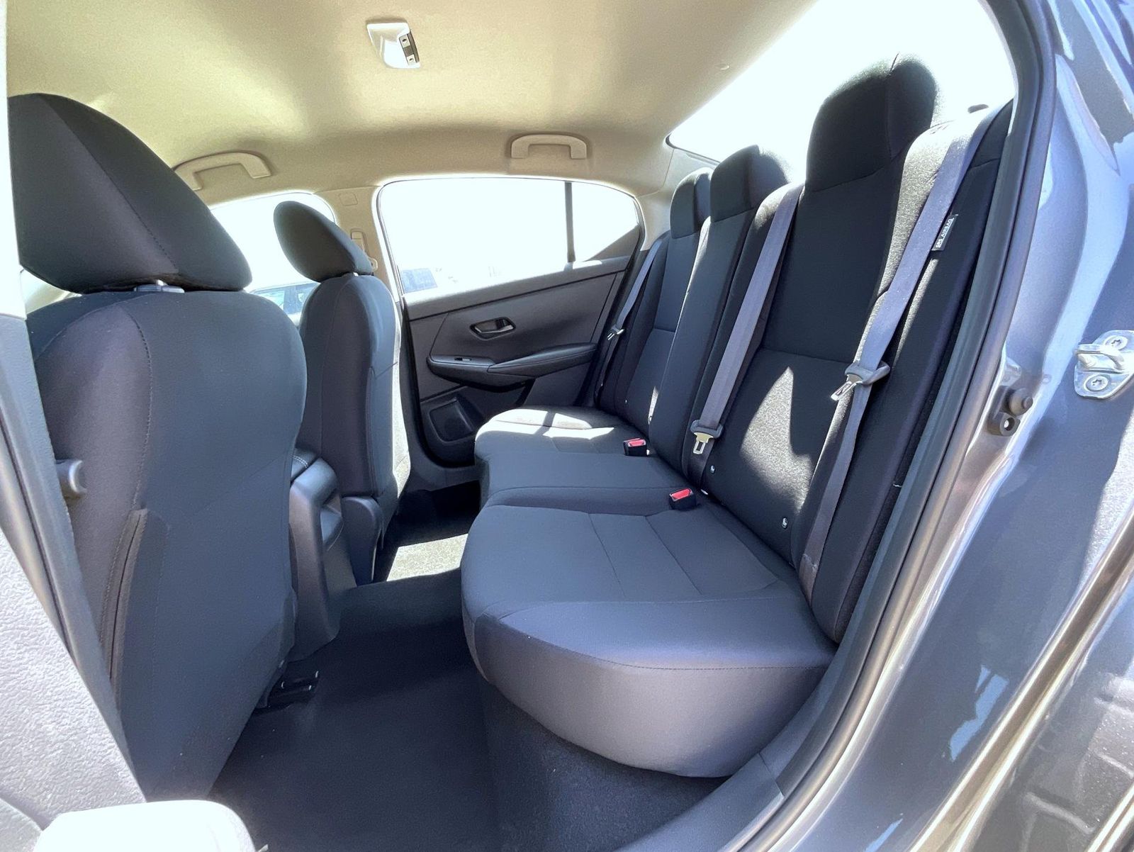 2025 Nissan Sentra S photo 11