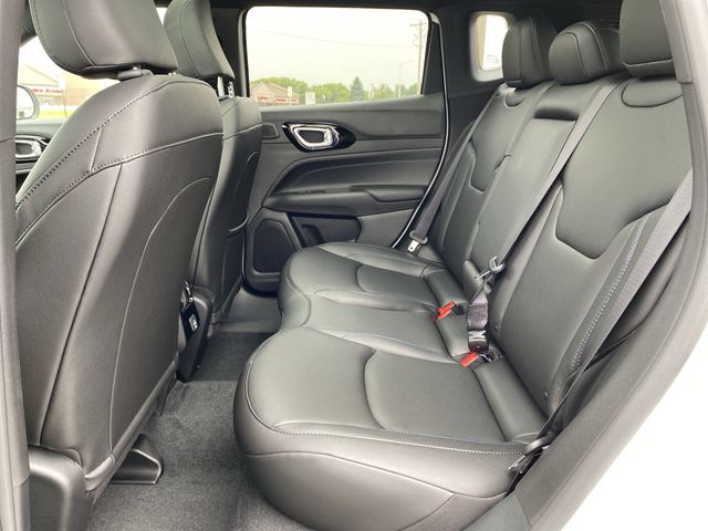 2025 Jeep Compass Limited photo 30