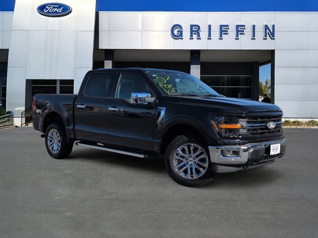 2025 Ford F-150 XLT's photo