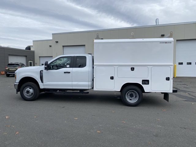 2026 Ford F-350 photo 4