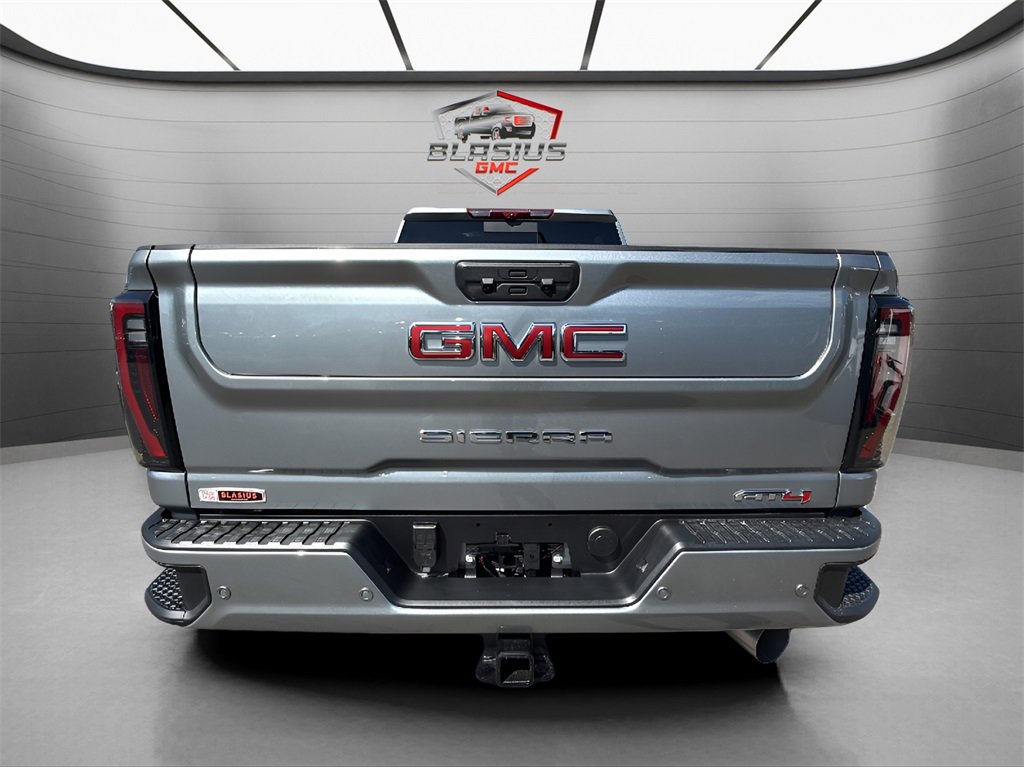 2026 Gmc Sierra 2500 HD AT4 photo 4