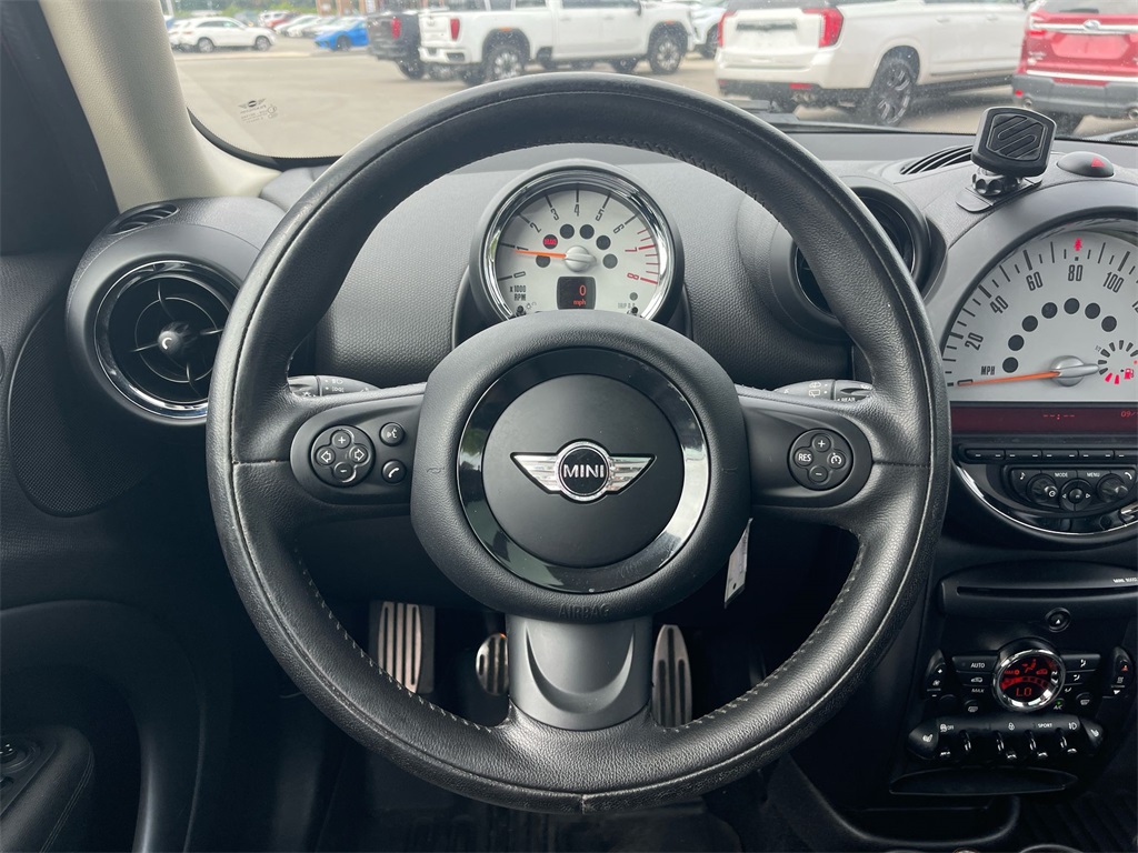 2013 Mini Countryman S photo 13