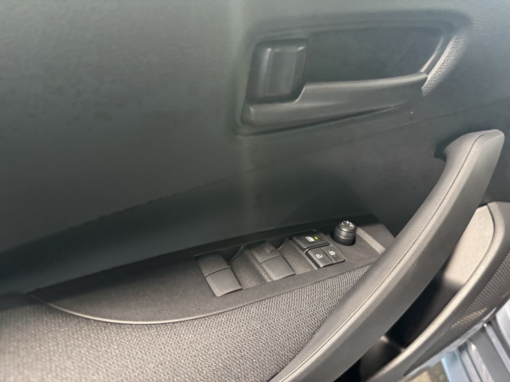 2025 Toyota Corolla SE photo 26