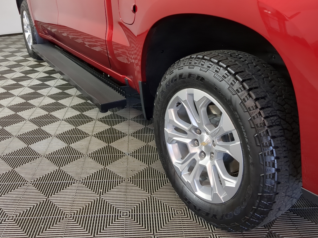 2024 Chevrolet Silverado 1500 LTZ photo 4