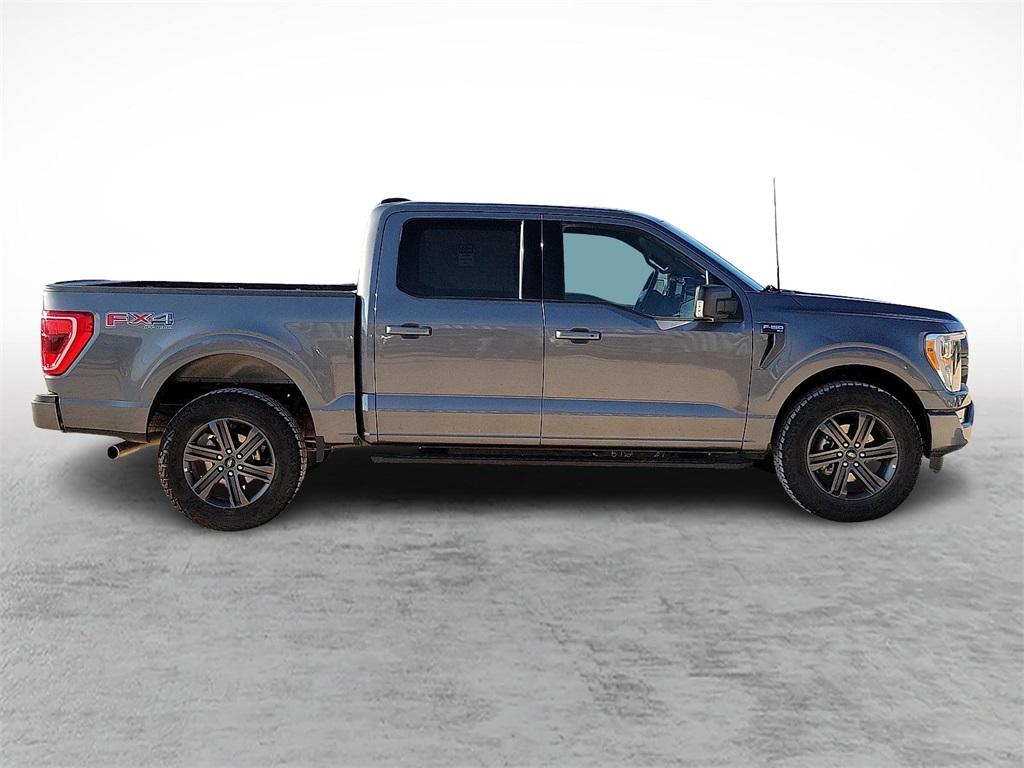 2022 Ford F-150 XLT photo 12