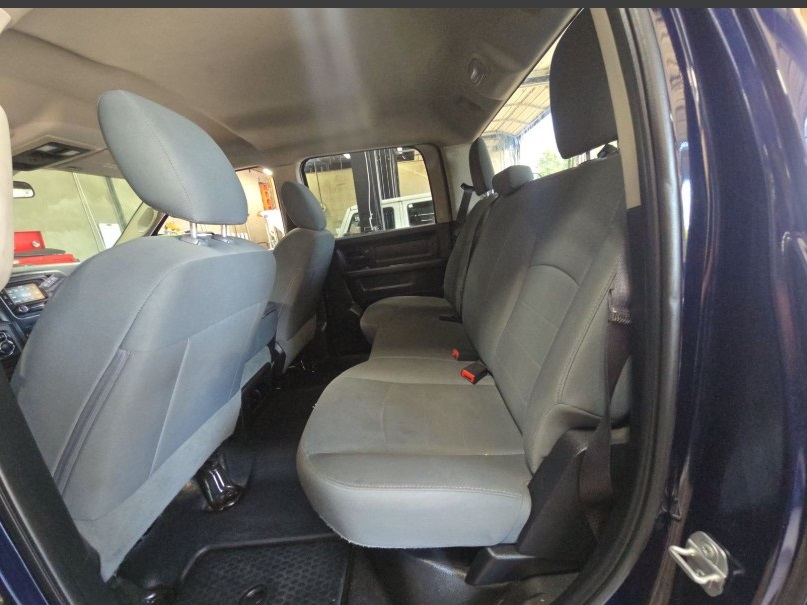2017 Ram 1500 Tradesman photo 14