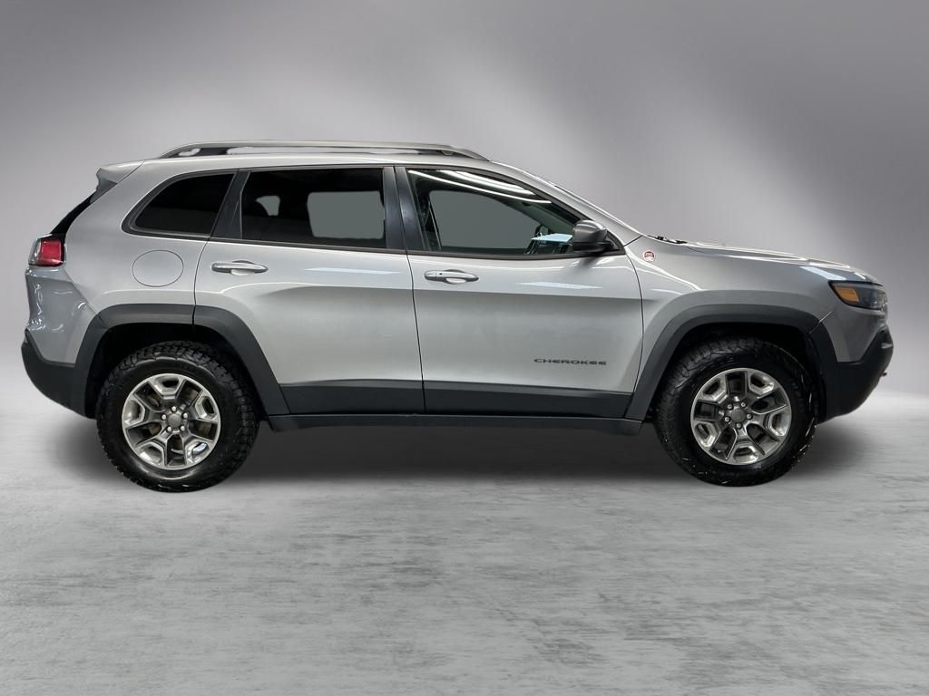 2019 Jeep Cherokee Trailhawk photo 3