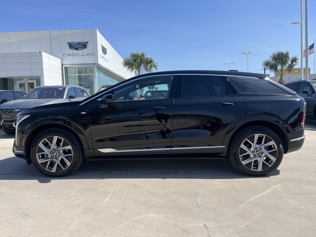 Used 2025 Cadillac OPTIQ Luxury 1 with VIN 3GYK3BMR5SS165780 for sale in Mission, TX