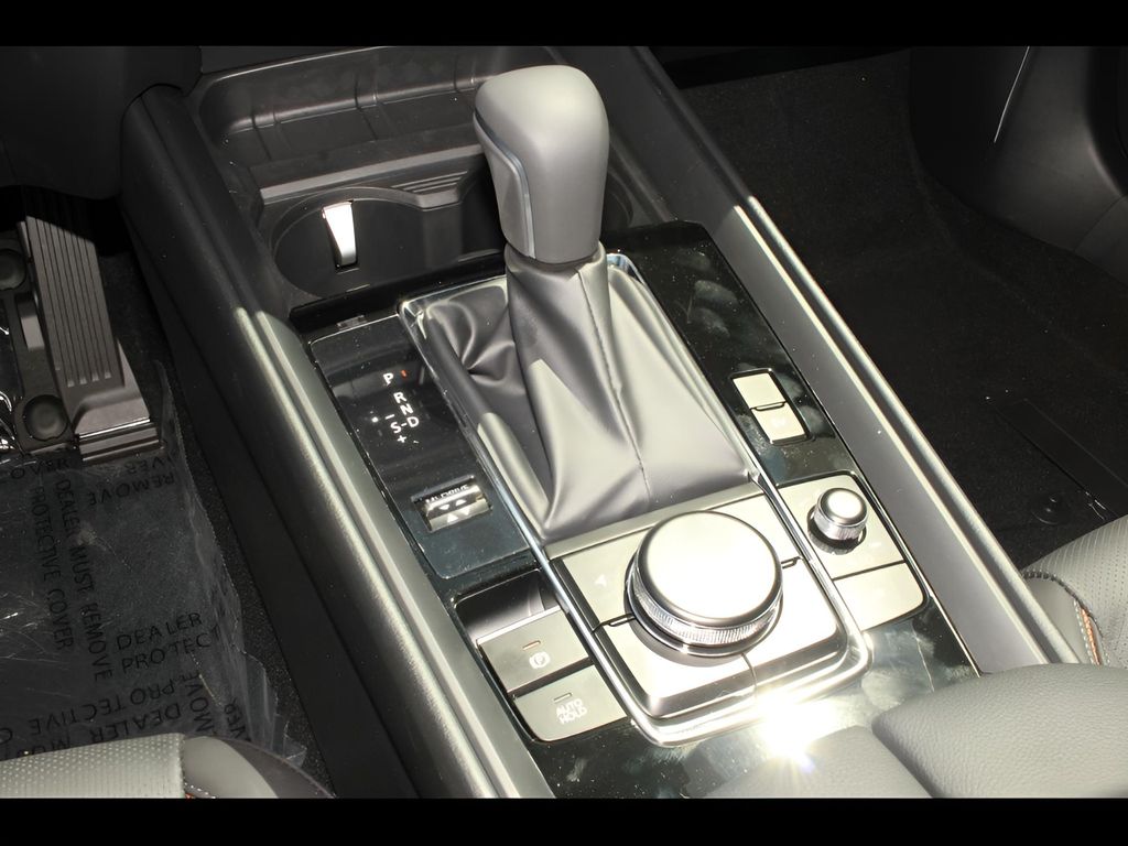 2025 Mazda CX-50 Premium Plus photo 13