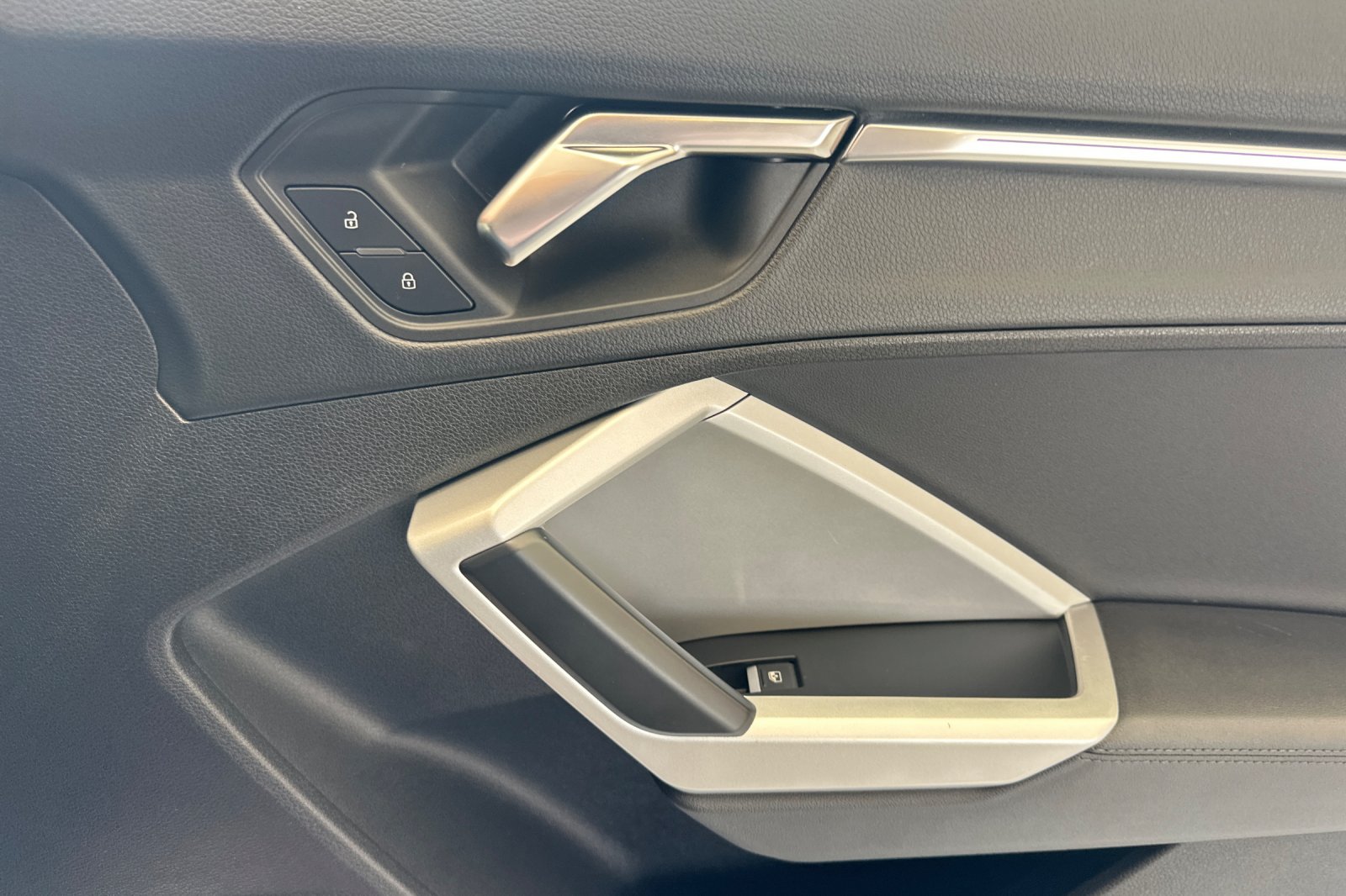 2022 Audi Q3 S line Premium Plus photo 17