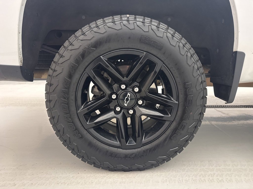 2023 Chevrolet Silverado 1500 LT Trail Boss photo 4