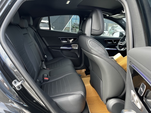 2026 Mercedes Benz GLC 300 4MATIC photo 18