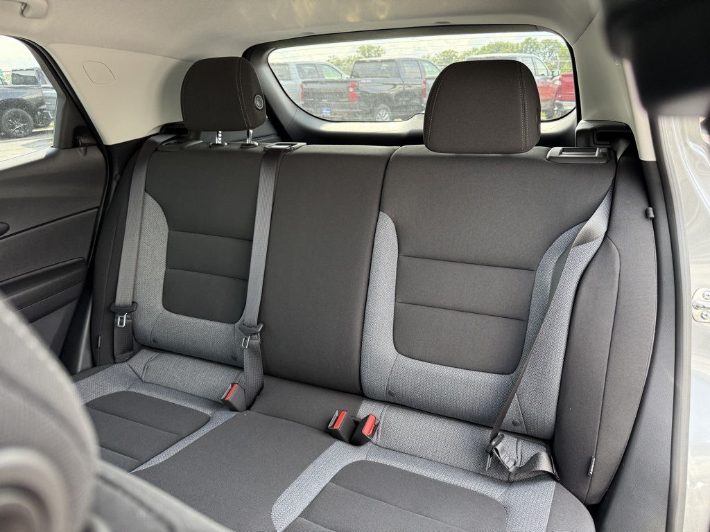 2026 Chevrolet Trailblazer LS photo 9