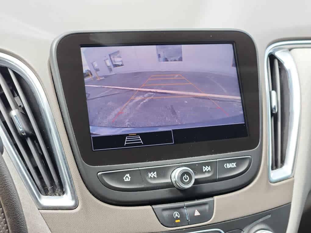 2021 Chevrolet Malibu 1LT photo 14