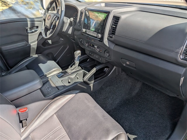 2022 Nissan Frontier PRO-4X photo 22