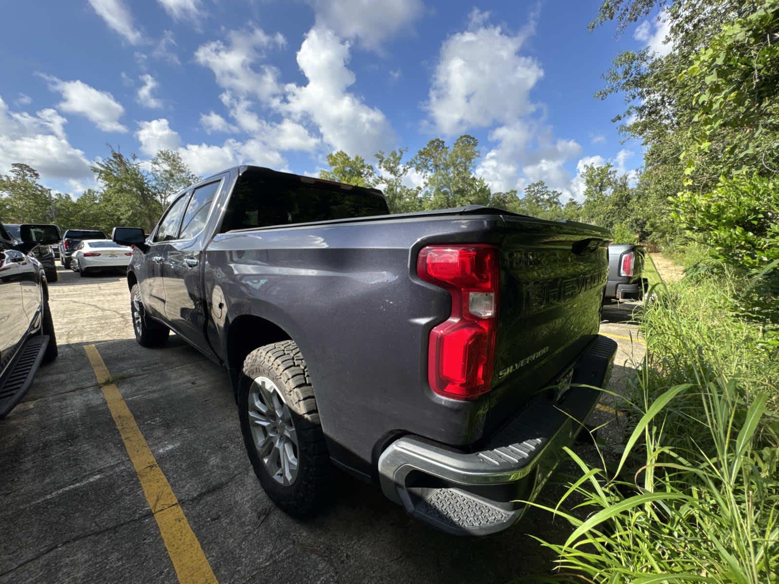 2022 Chevrolet Silverado 1500 LTZ photo 4