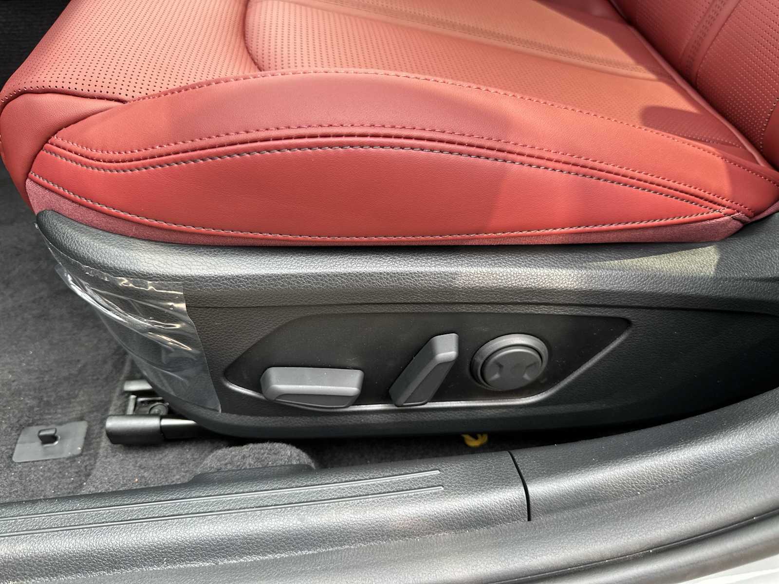 2025 Kia K5 GT-Line photo 12