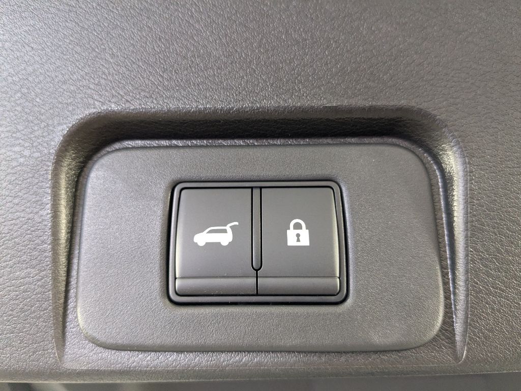 2026 Nissan Rogue SV photo 14