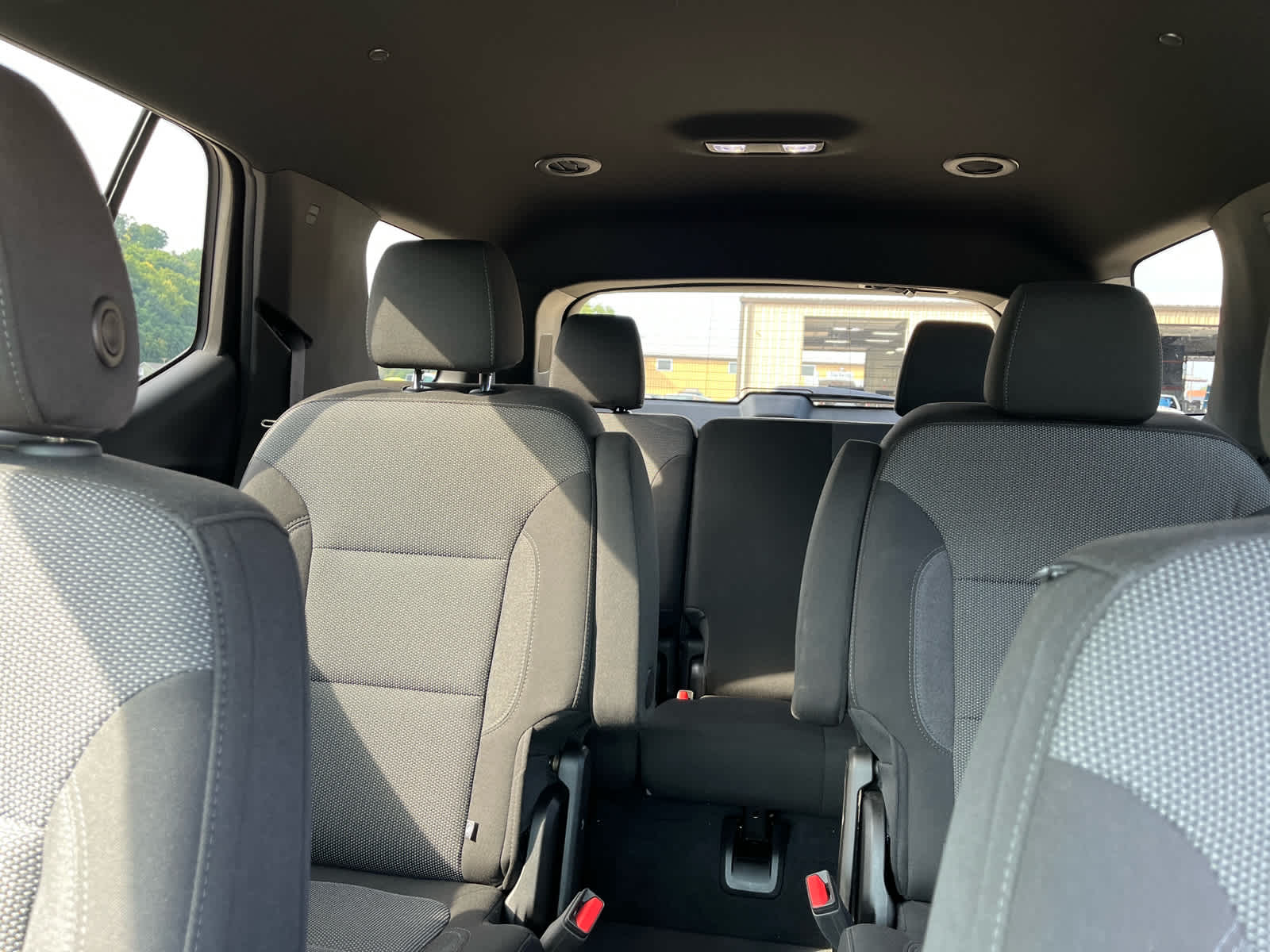 2023 Chevrolet Traverse Cloth photo 22