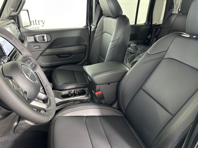 2025 Jeep Gladiator Sport photo 21