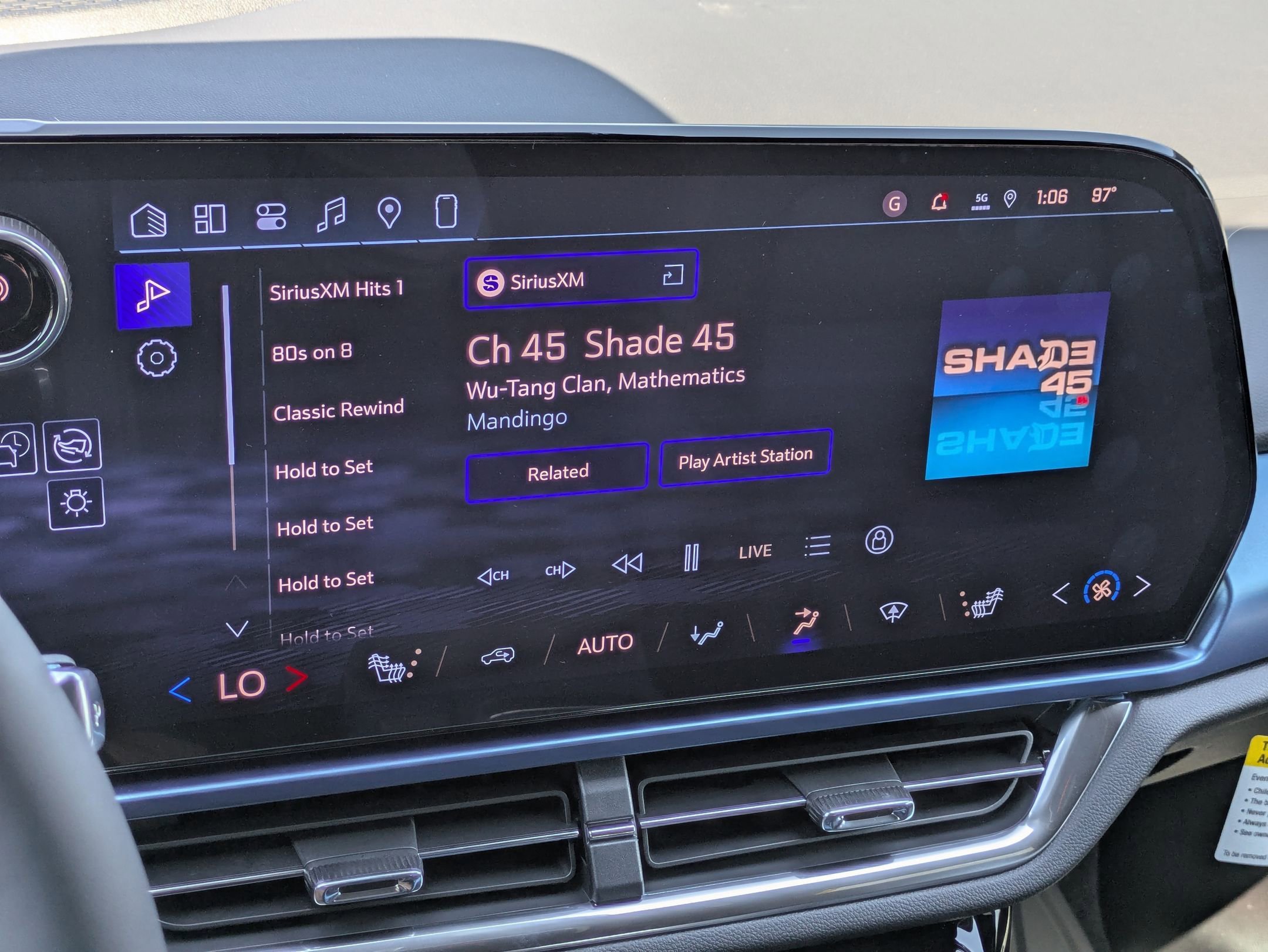 2026 Chevrolet Equinox EV 1LT photo 16