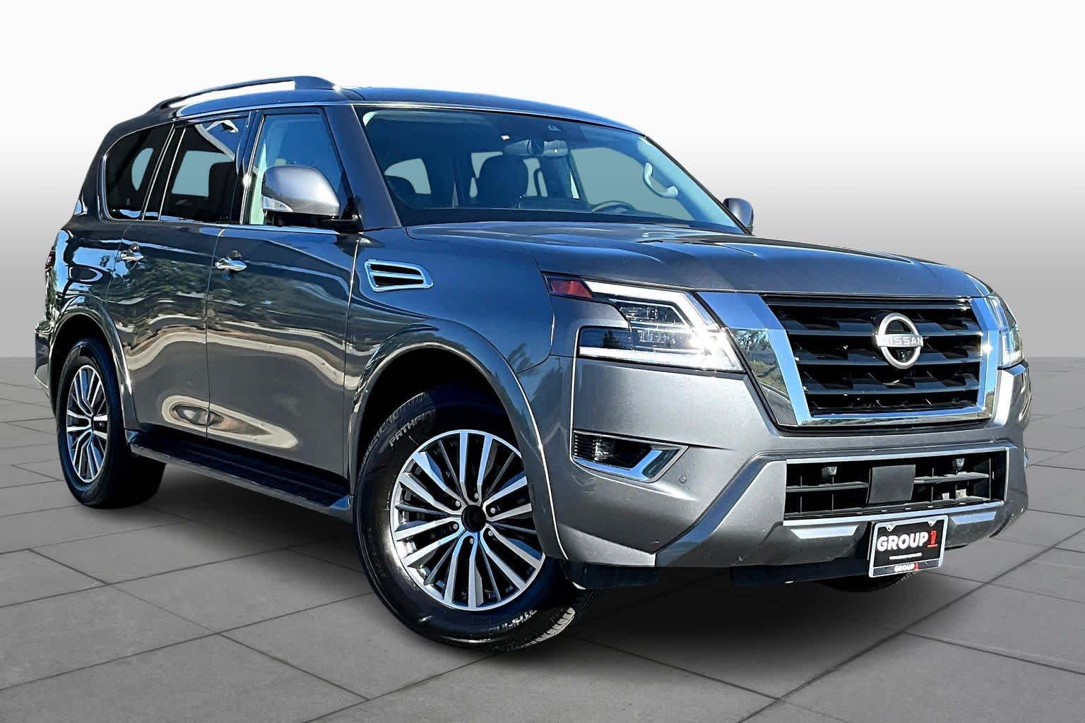 2023 Nissan Armada SL photo 2