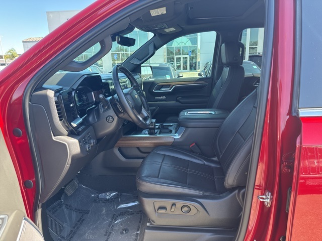 2022 Chevrolet Silverado 1500 High Country photo 24