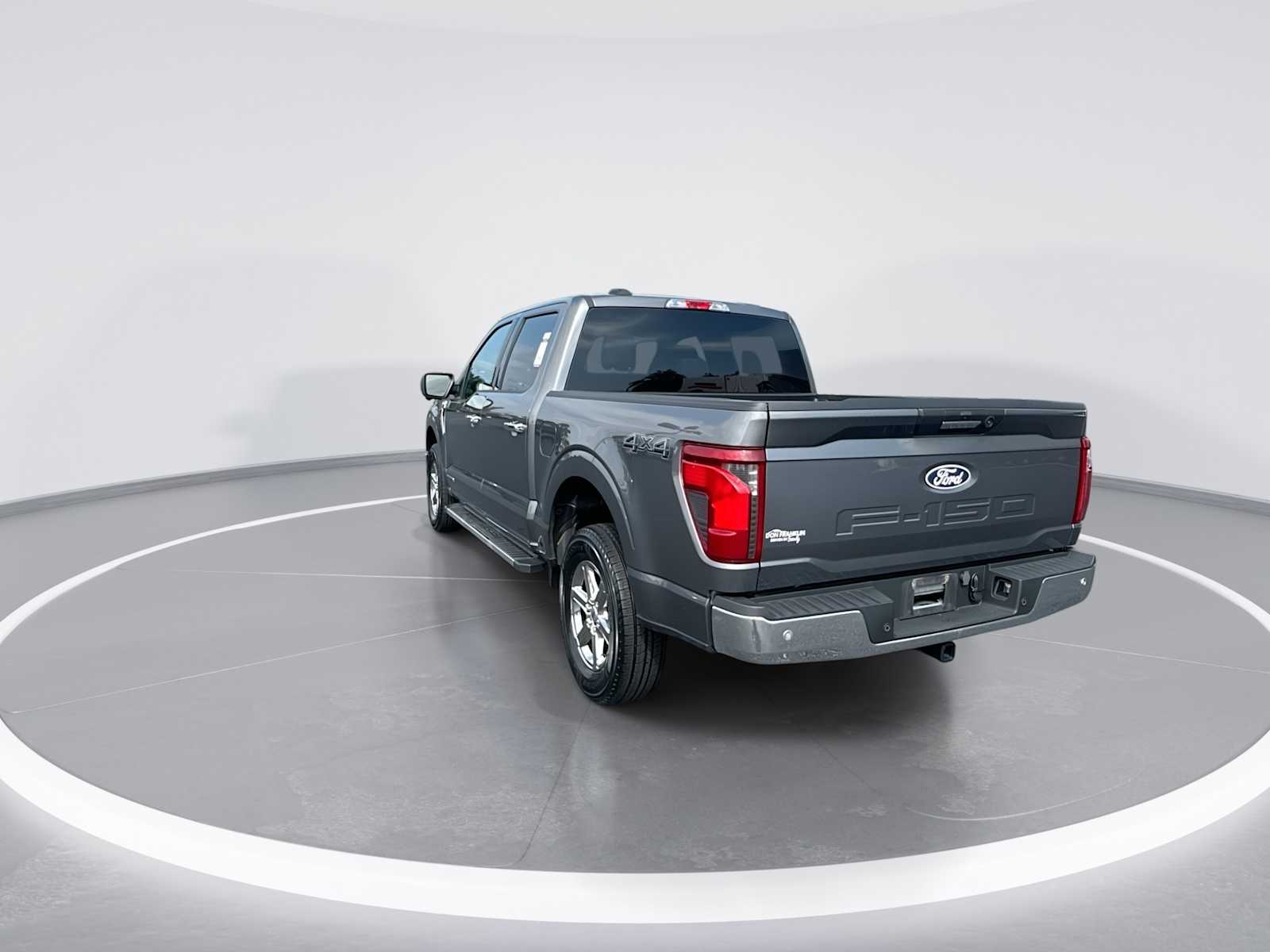 2024 Ford F-150 XLT photo 6