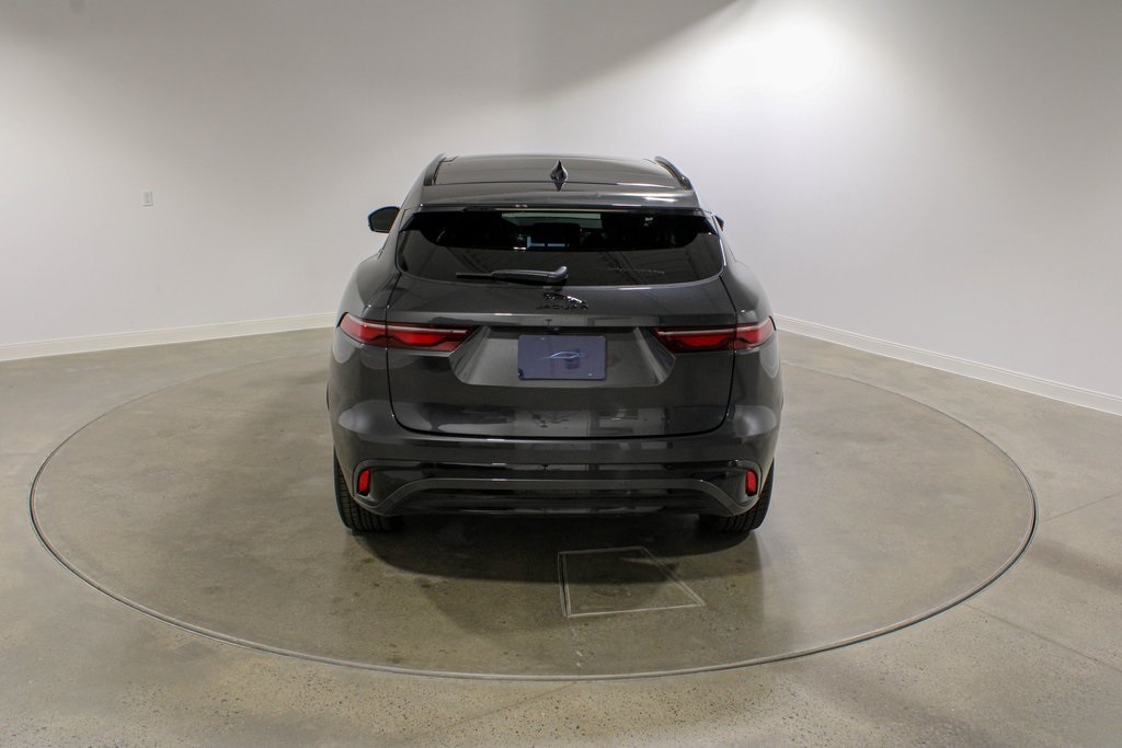 2025 Jaguar F-PACE P250 R-Dynamic S photo 3