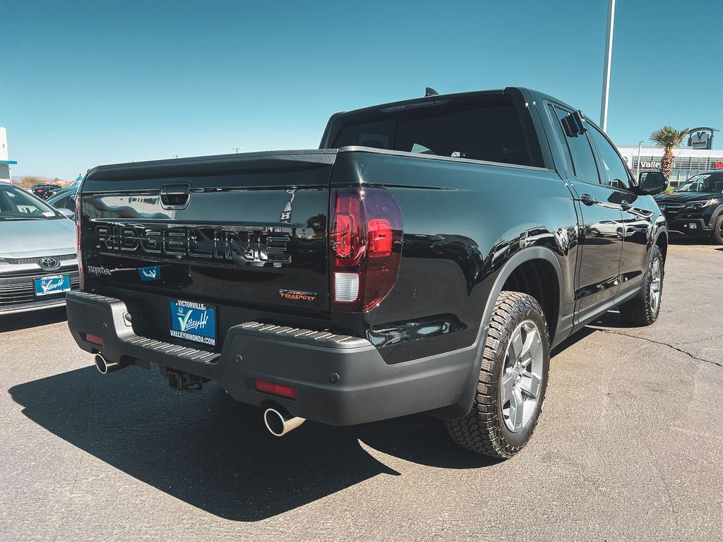 2025 Honda Ridgeline TrailSport photo 3