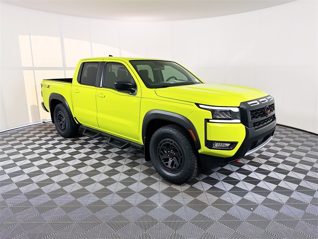 2026 Nissan Frontier PRO-X's photo