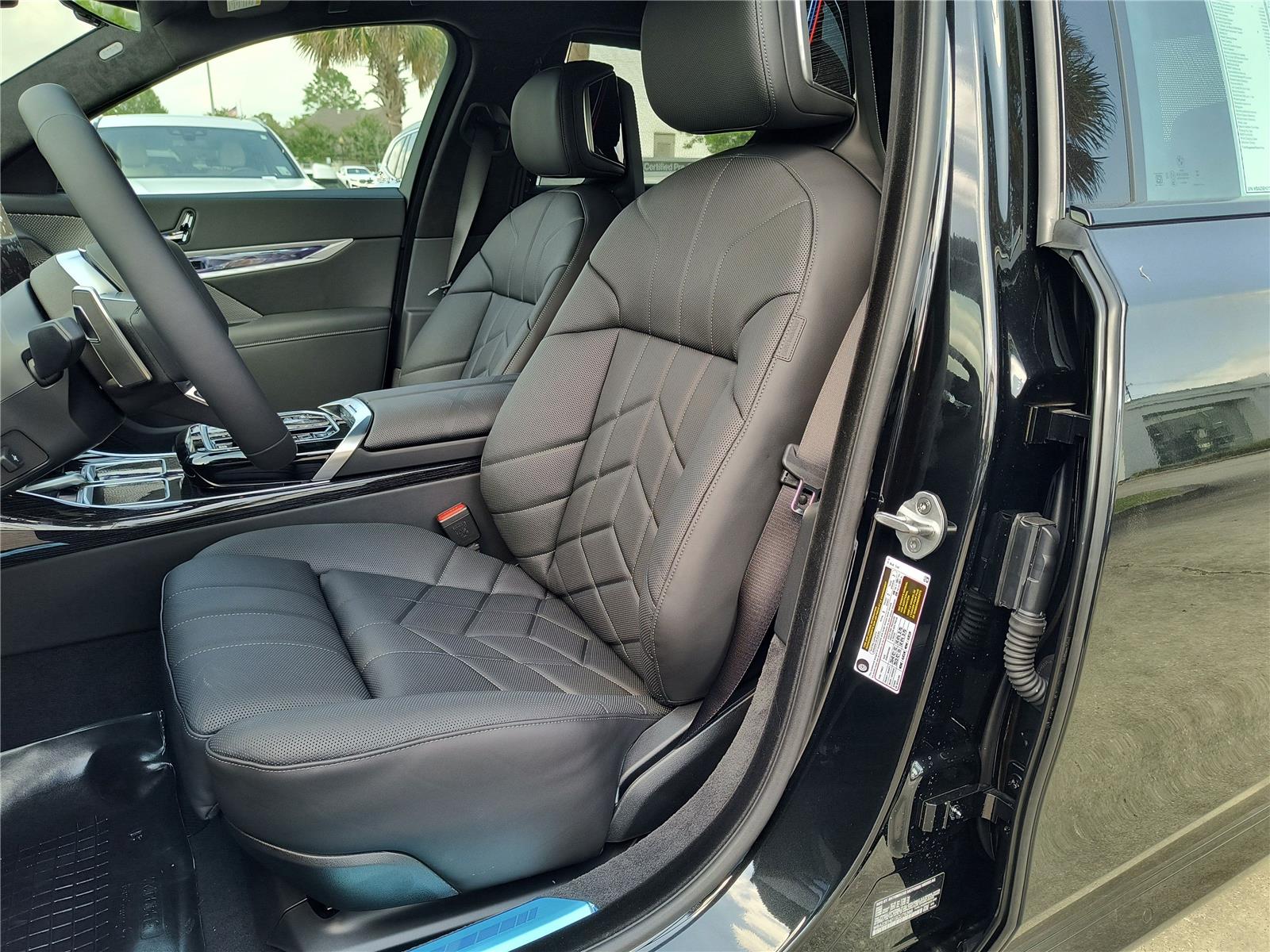 2025 Bmw 740i photo 5