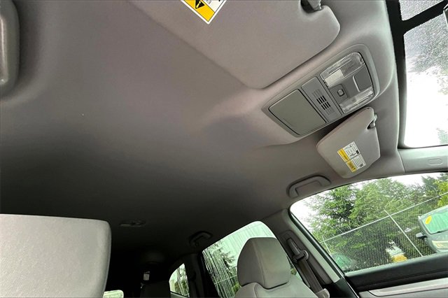 2018 Honda CR-V LX photo 19
