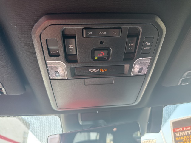 2024 Toyota Sequoia Platinum photo 38