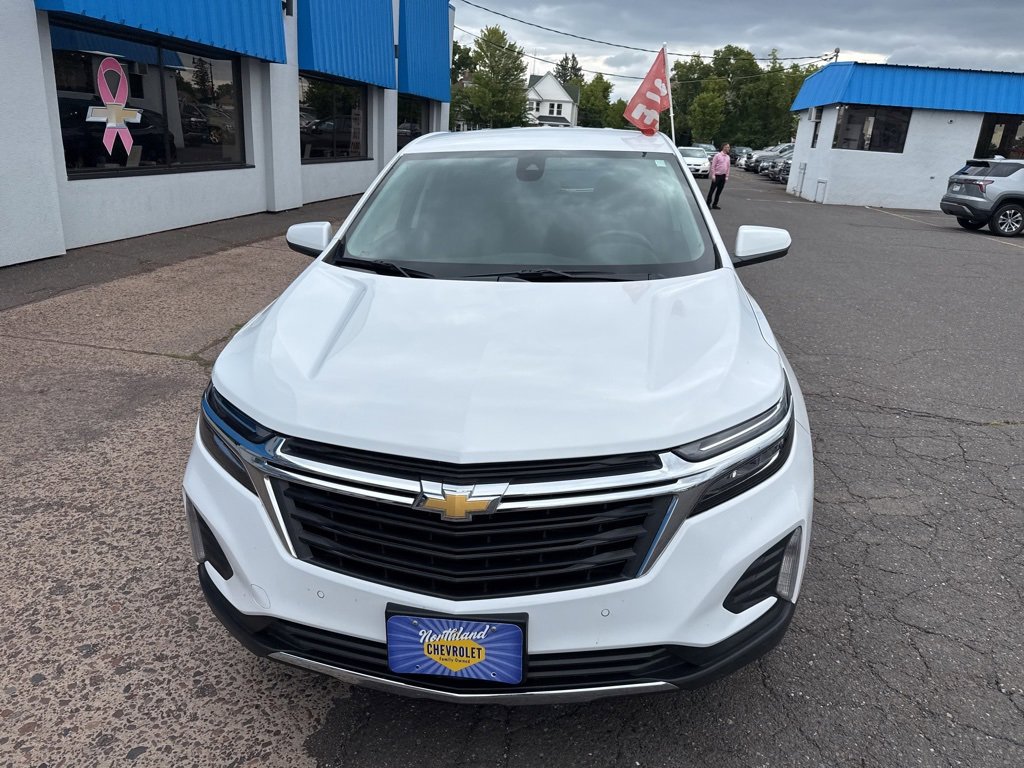 2023 Chevrolet Equinox LT photo 3