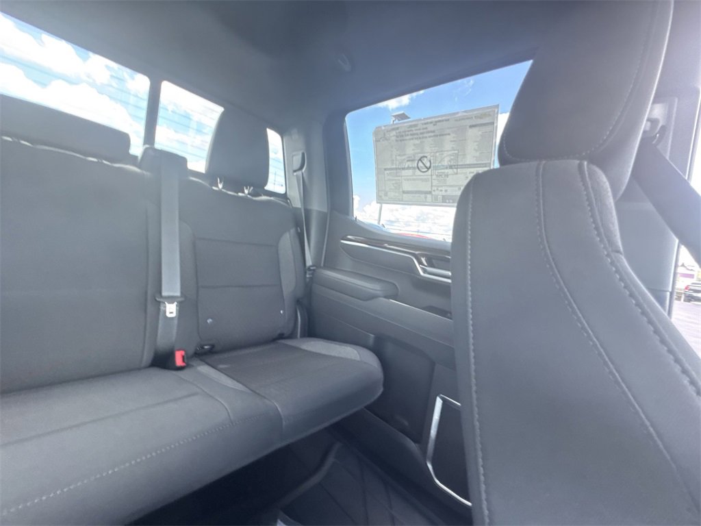 2026 Chevrolet Silverado 1500 LT photo 14