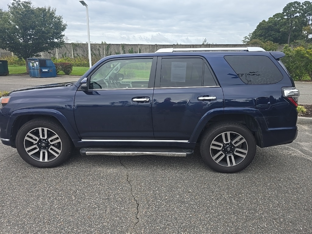 2020 Toyota 4Runner Limited photo 8