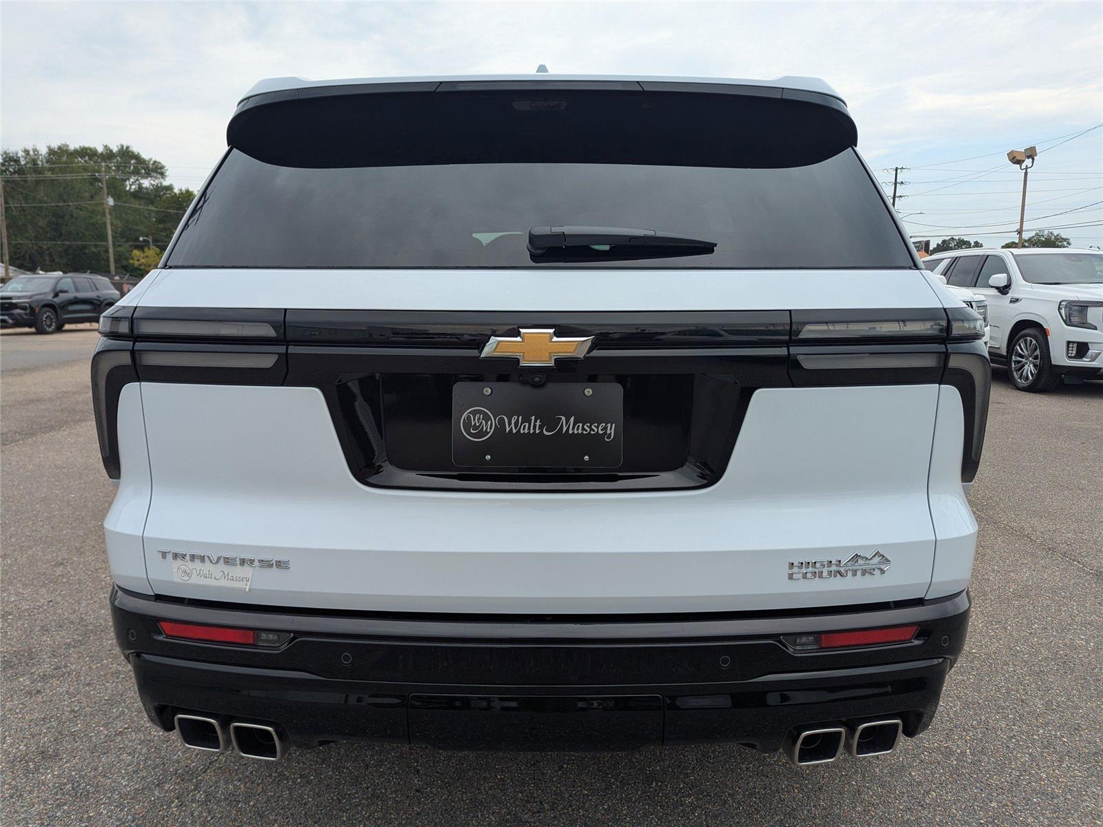 2026 Chevrolet Traverse High Country photo 4