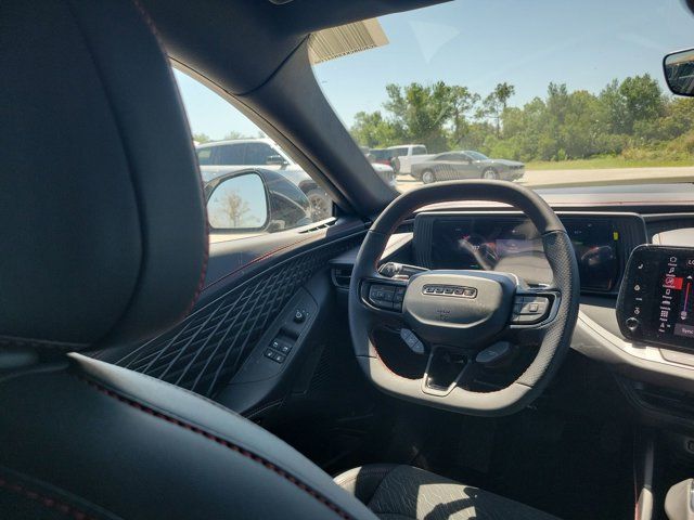 2025 Dodge Charger R/T photo 15