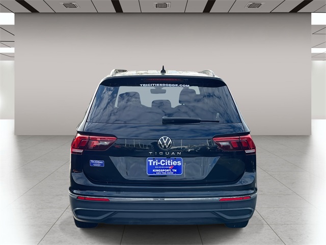 2022 Volkswagen Tiguan S photo 3