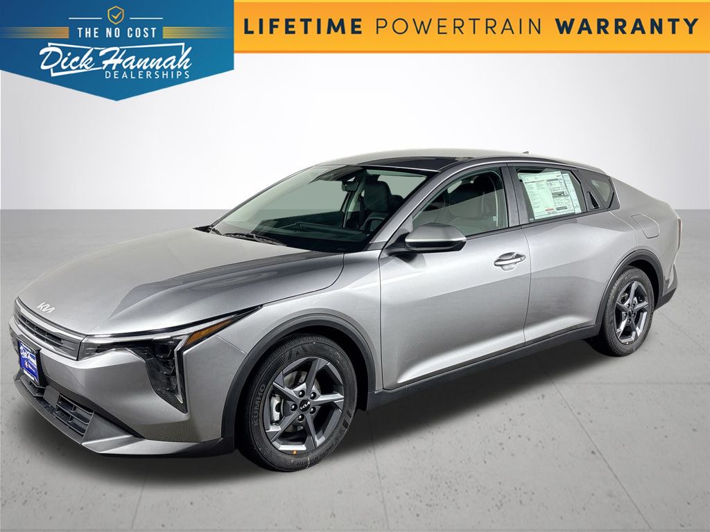 2025 Kia K4 LXS's photo