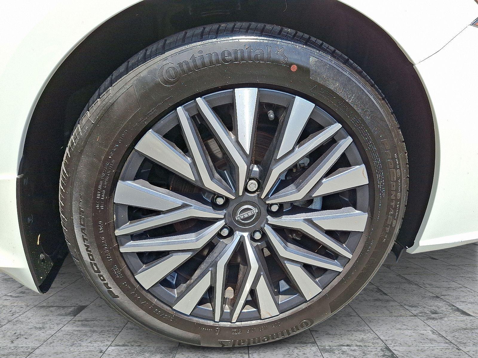 2023 Nissan Altima 2.5 SV photo 8