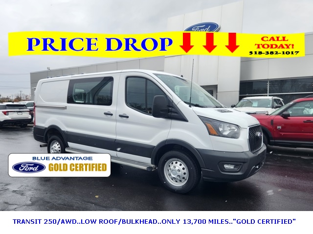 2023 Ford Transit Van Base's photo