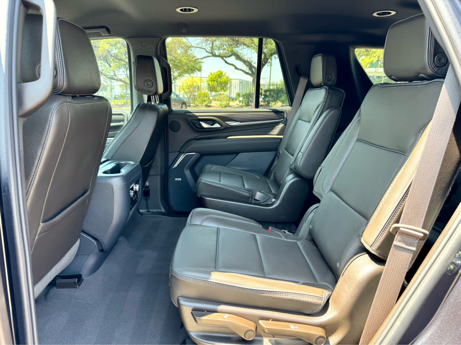 2024 Gmc Yukon Denali photo 12